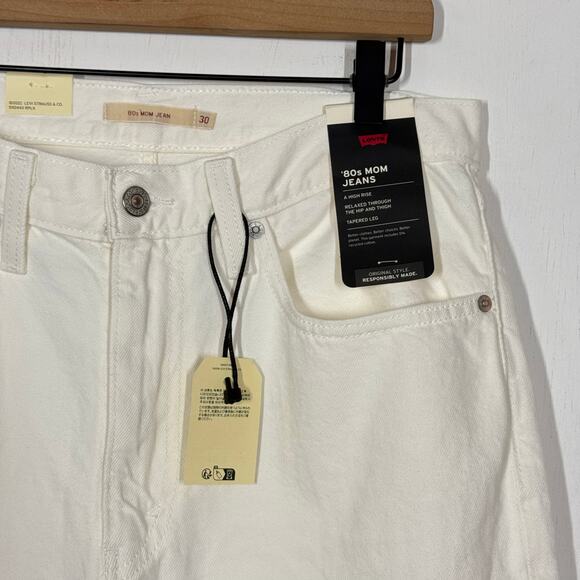 NEW Levi’s 80s Mom Jeans Size 30 White Denim High Rise Relaxed Tapered Leg - Picture 9 of 12